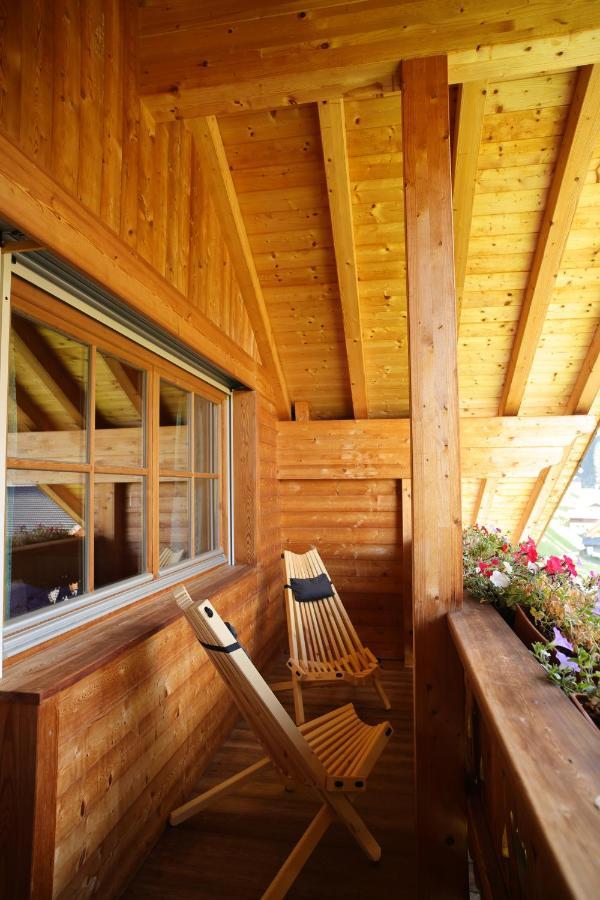 Ferienwohnung Ciasa Mirio' Wengen Exterior foto